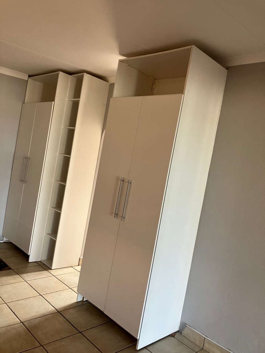 To Let 1 Bedroom Property for Rent in Mosel Eastern Cape